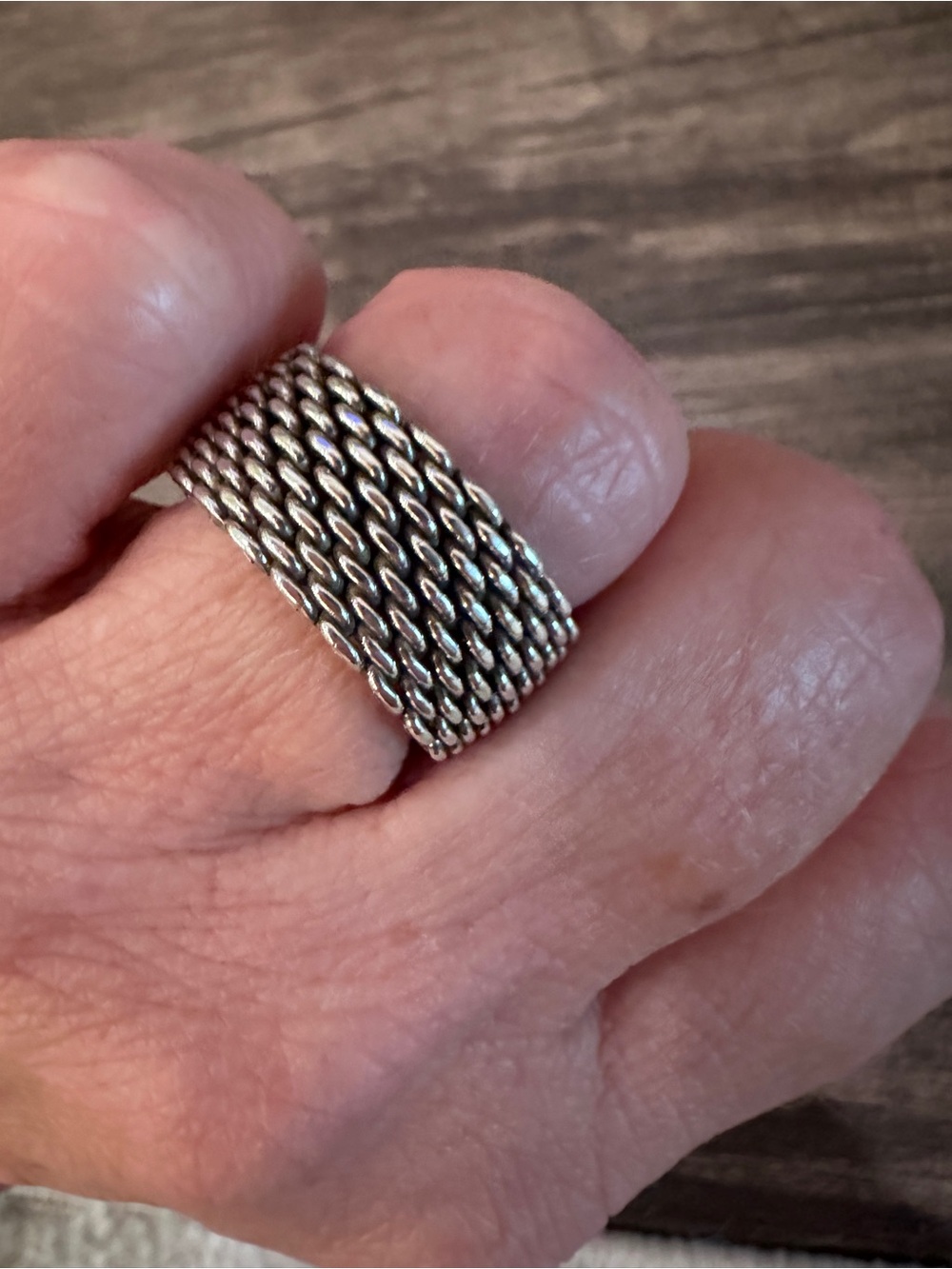 Tiffany Silver-Tone Textured Chain Ring - Classic Mesh Design
